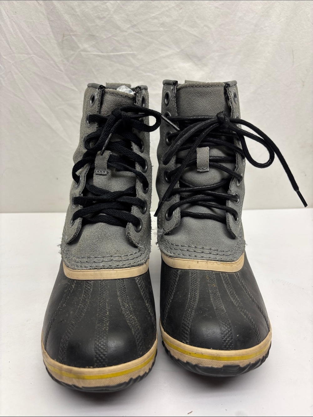 Sorel boots for women’s SZ 5.5, box 67